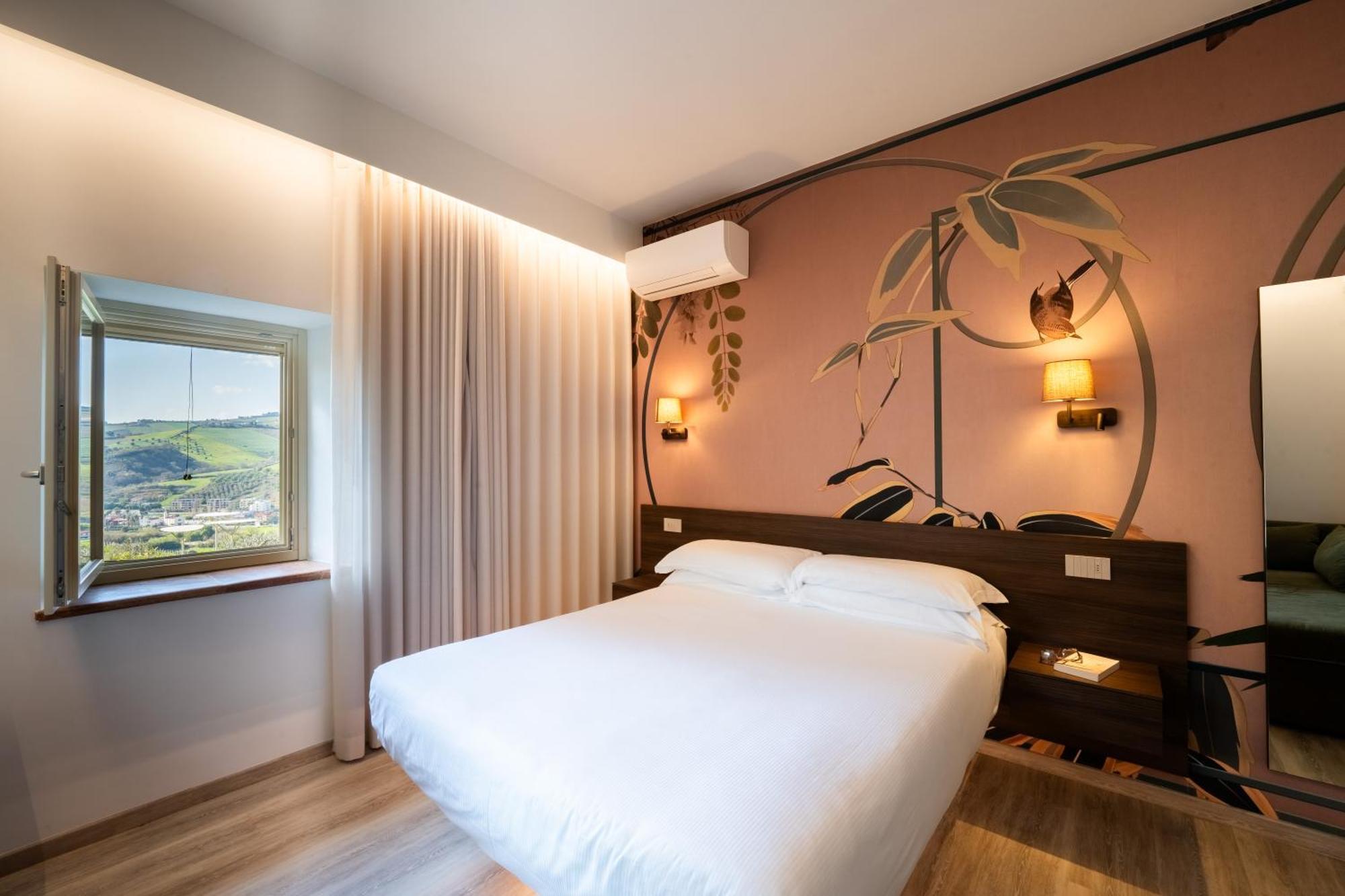 Colle Serrano Relais & Spa Ripatransone Exterior photo